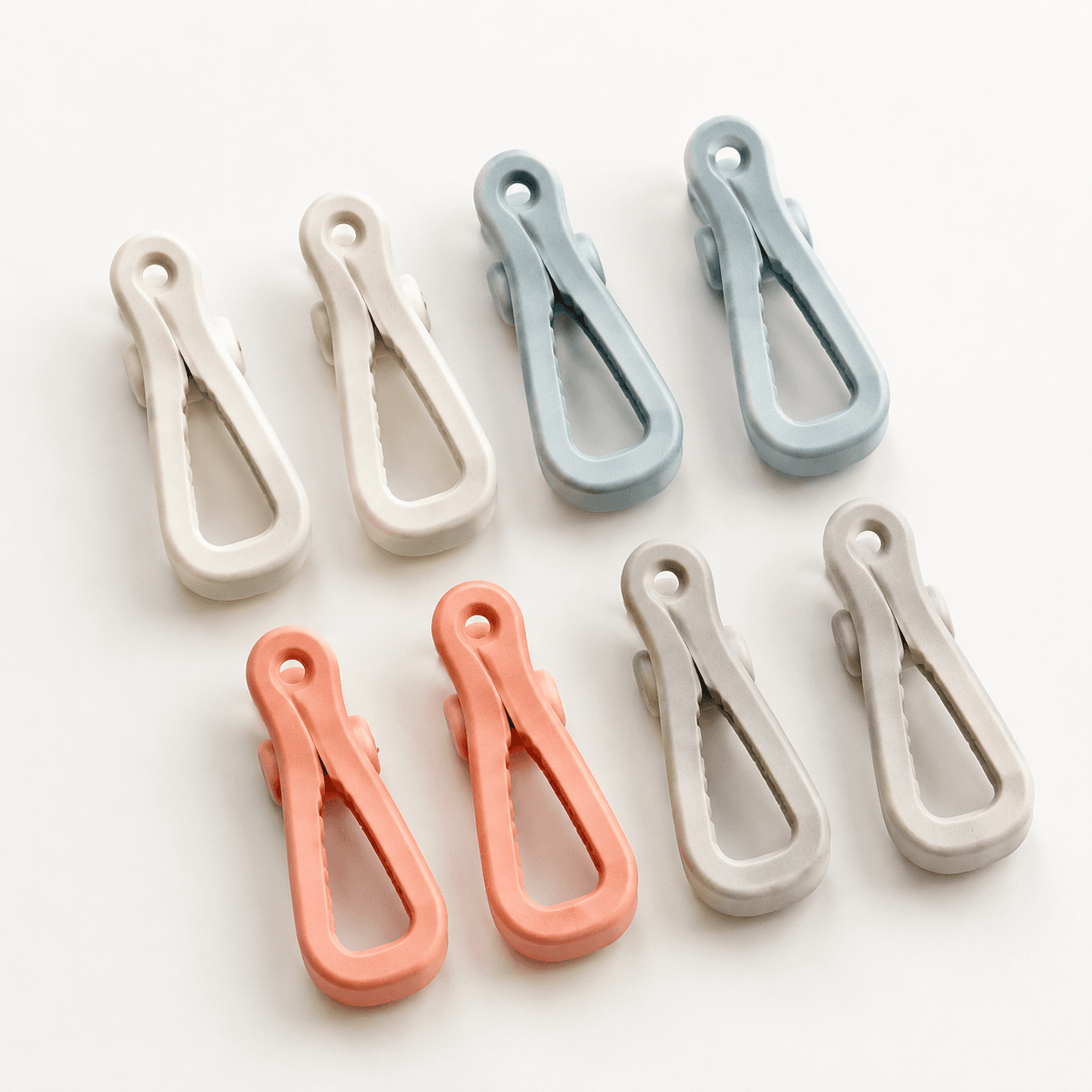 Towel Clips (8) — Eight strong clips to pin towels to chairs, rails and loungers.